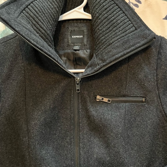 Express Coat - Picture 10 of 15